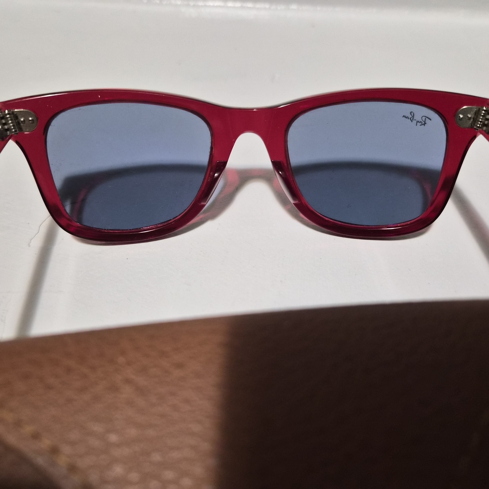 Ray Ban Original Wayfarer Colorblock Sunglasses in Red Womens - Picture 16 of 16